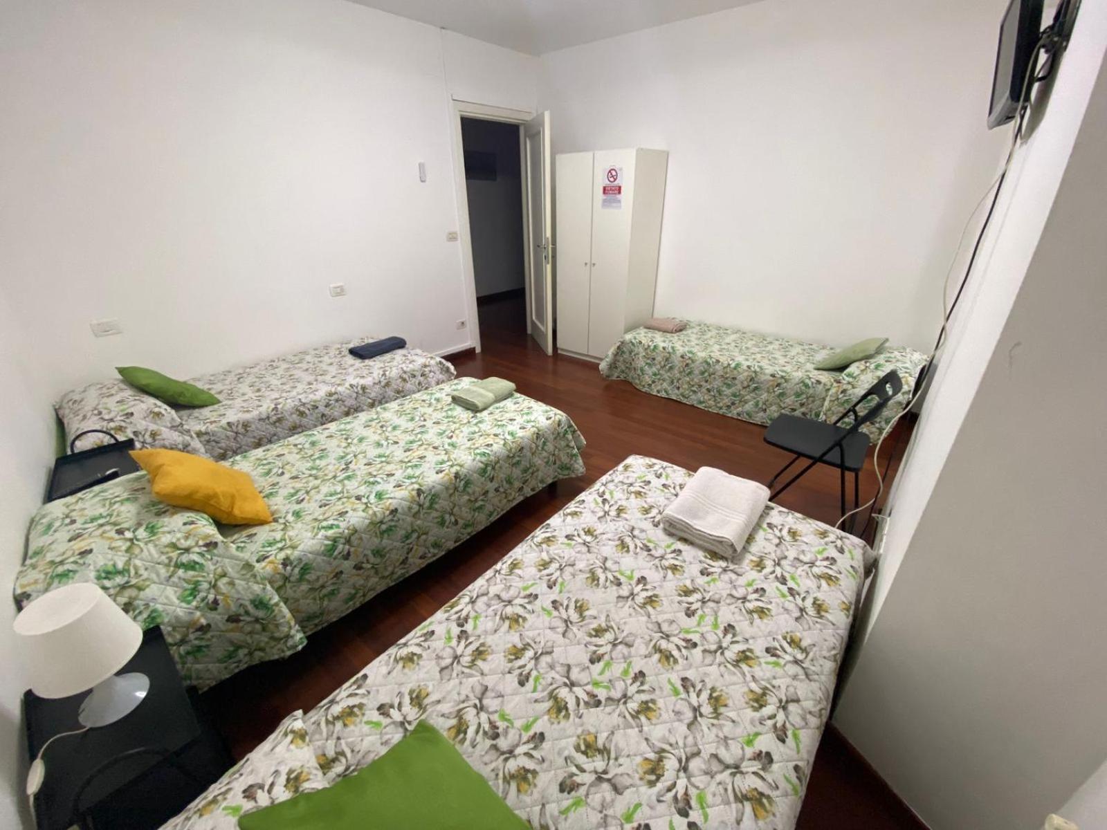 Affittacamere Guerrero Rooms Triest Exterior foto